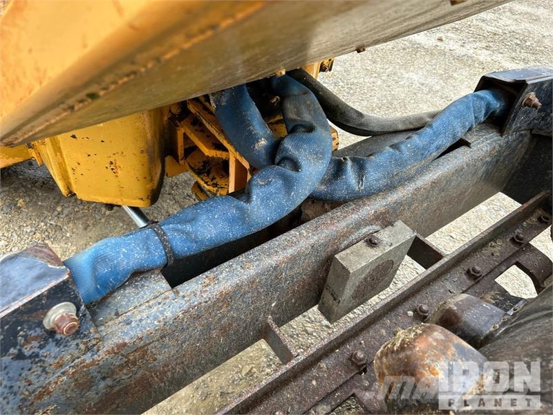 Stone PD43 Padfoot Drum Compactor 单轮压路机