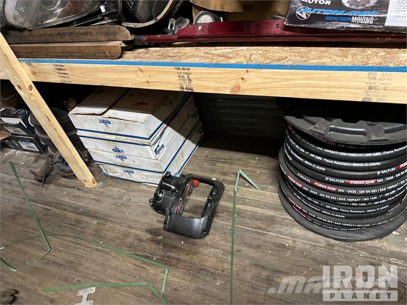Stoughton 53 ft x 102 in Various Truck parts Van Trailer (In 박스 바디 트레일러