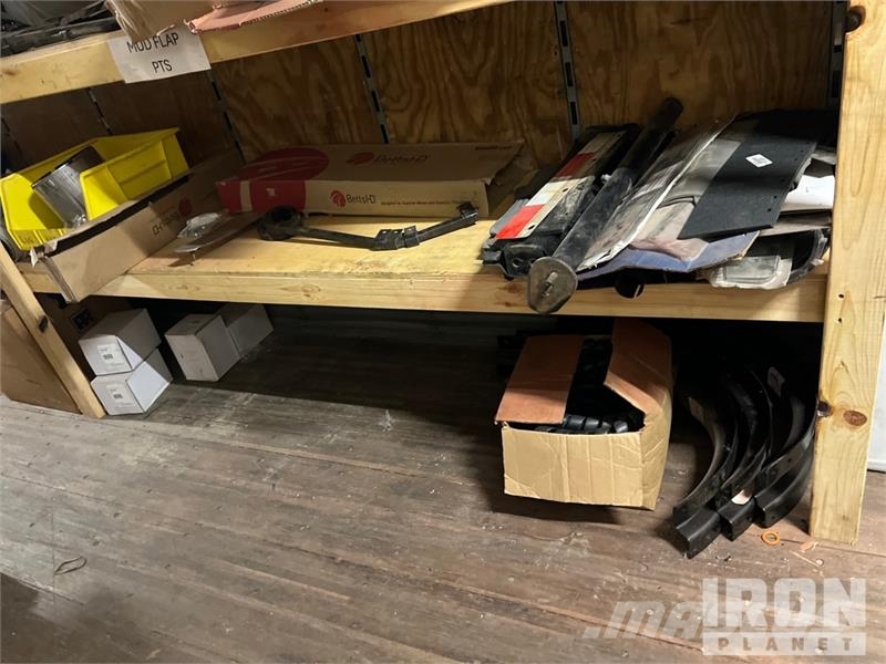 Stoughton 53 ft x 102 in Various Truck parts Van Trailer (In Cajas de remolque