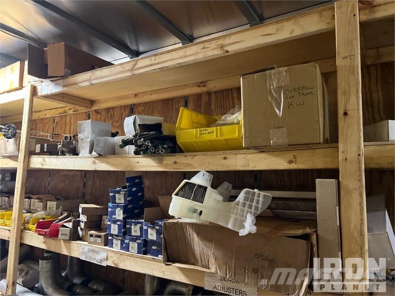 Stoughton 53 ft x 102 in Various Truck parts Van Trailer (In Cajas de remolque
