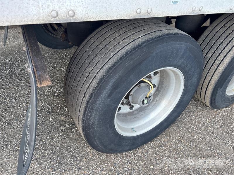 Stoughton AVW-535T-S-C-AR Van Body Trailers
