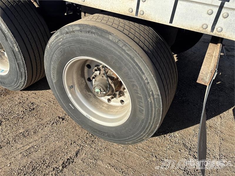 Stoughton AVW-535T-S-C-AR Van Body Trailers