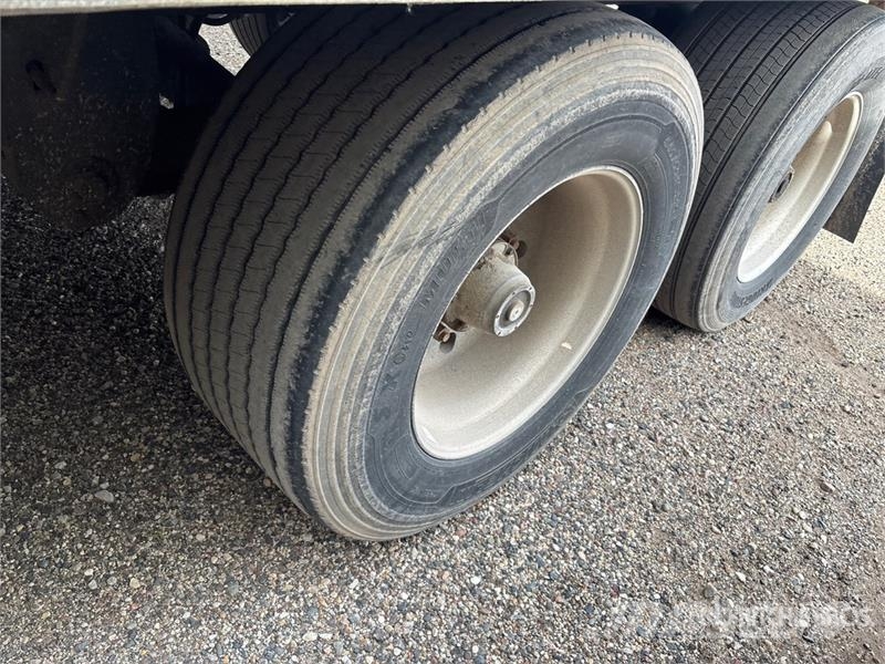 Stoughton AVW-535T-S-C-AR Van Body Trailers