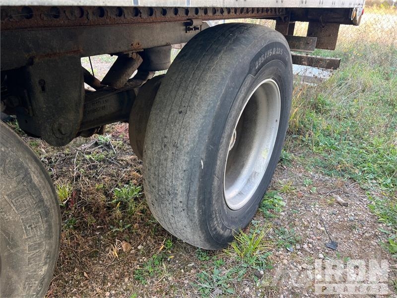 Stoughton AVW-535T-S-C-AR Furgons