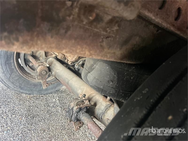 Stoughton AVW-535T-S-C-AR Przyczepy ze skrzynią zamkniętą
