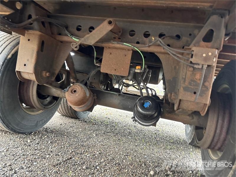 Stoughton AVW-535T-S-C-AR Van Body Trailers