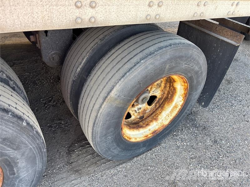 Stoughton AVW-535T-S-C-AR Van Body Trailers