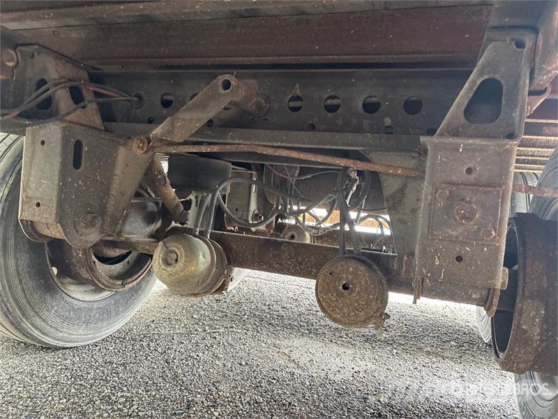 Stoughton AVW-535T-S-C-AR Van Body Trailers