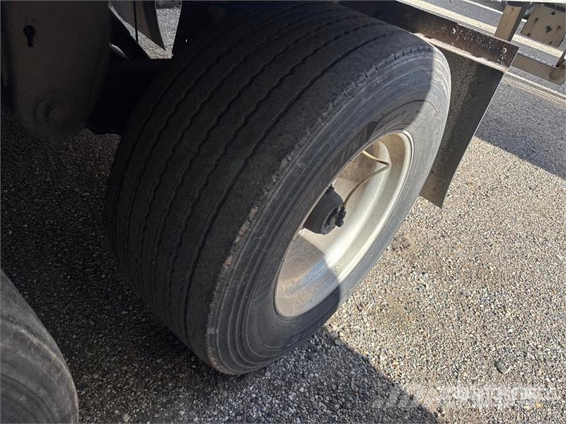 Stoughton AVW-535T-S-C-AR Van Body Trailers