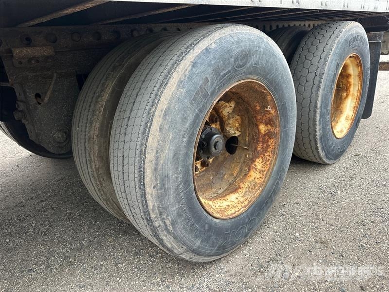 Stoughton AVW-535T-S-C-AR Van Body Trailers