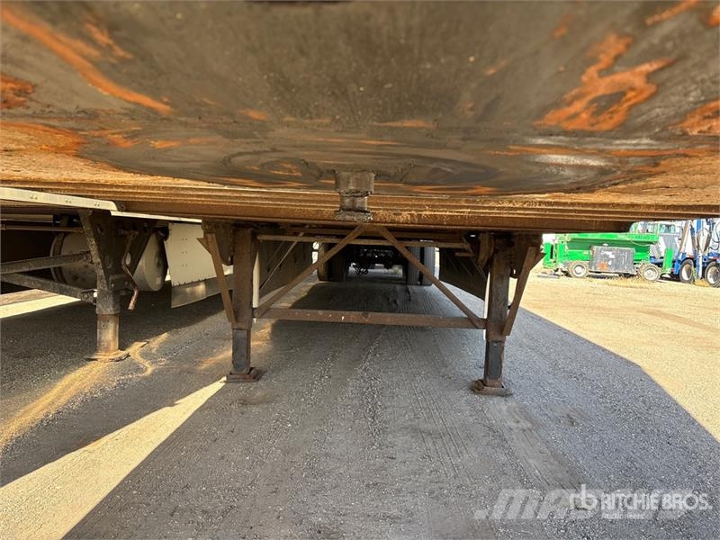 Stoughton AVW-535T-S-C-AR Van Body Trailers