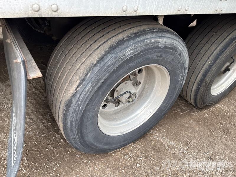 Stoughton AVW-535T-S-C-AR Van Body Trailers