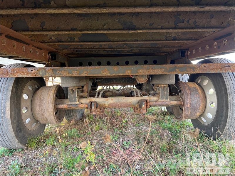 Stoughton AVW-535T-S-C-AR Furgons