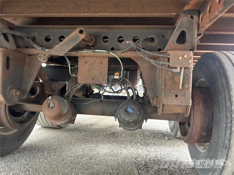 Stoughton AVW-535T-S-C-AR Van Body Trailers