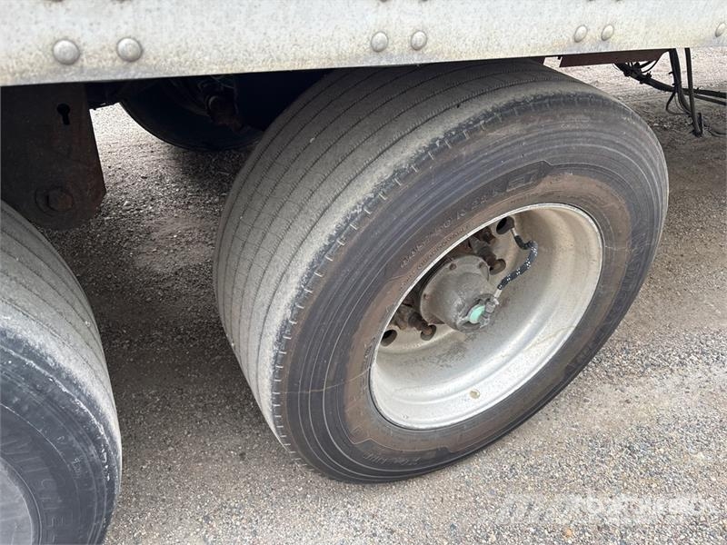 Stoughton AVW-535T-S-C-AR Van Body Trailers
