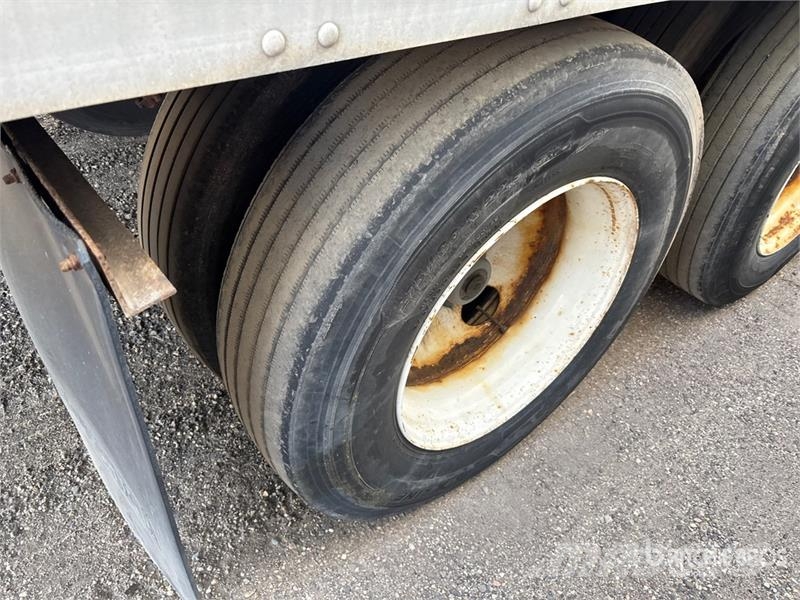 Stoughton AVW-535T-S-C-AR Van Body Trailers