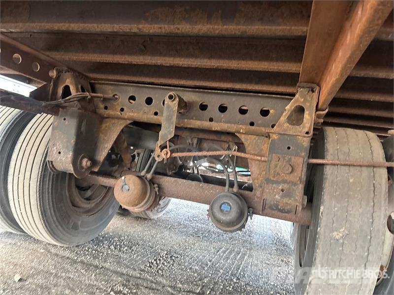 Stoughton AVW-535T-S-C-AR Van Body Trailers