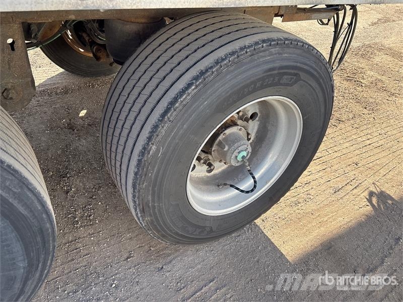 Stoughton AVW-535T-S-C-AR Van Body Trailers