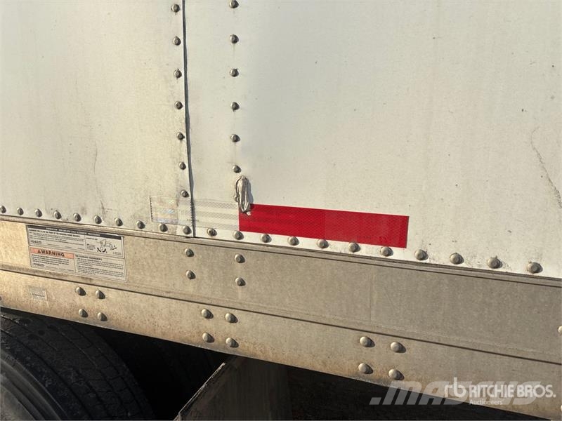 Stoughton AVW-535T-S-C-AR Прицепы-фургоны