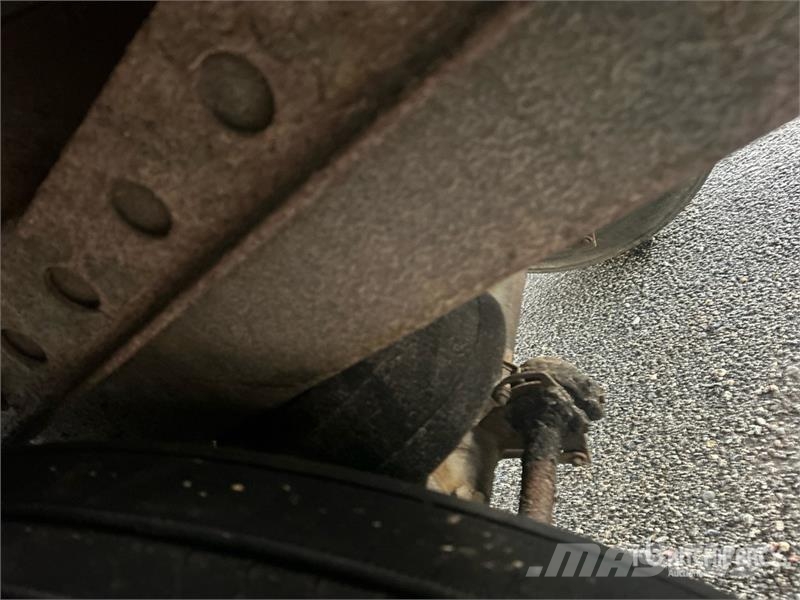 Stoughton AVW-535T-S-C-AR Przyczepy ze skrzynią zamkniętą