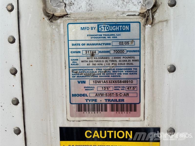 Stoughton AVW-535T-S-C-AR Прицепы-фургоны