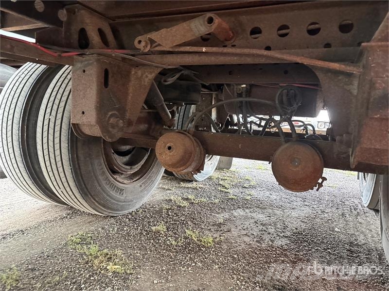Stoughton AVW-535T-S-C-AR Прицепы-фургоны