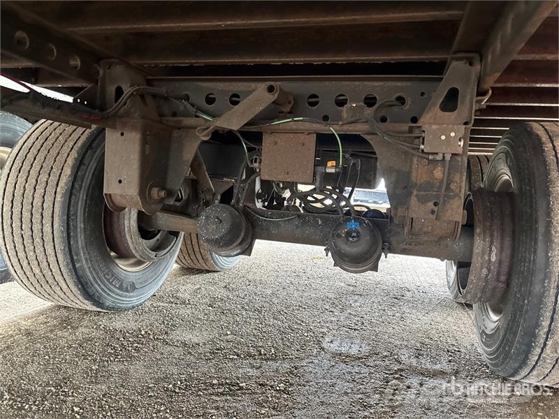 Stoughton AVW-535T-S-C-AR Van Body Trailers