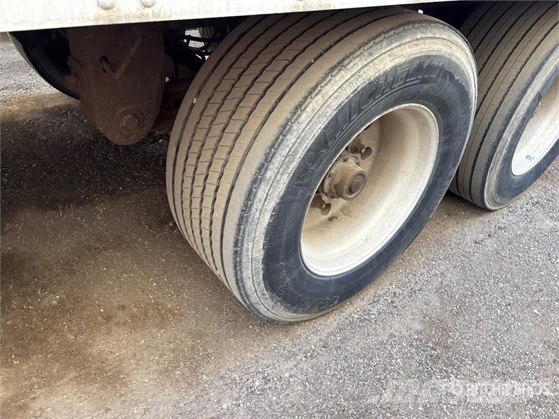 Stoughton AVW-535T-S-C-AR مقطورات ذات هيكل صندوقي