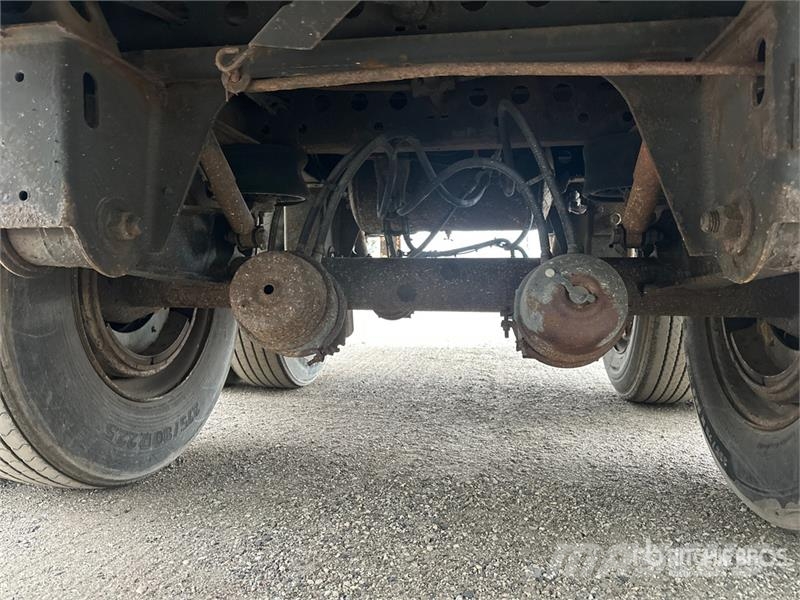 Stoughton AVW-535T-S-C-AR Van Body Trailers