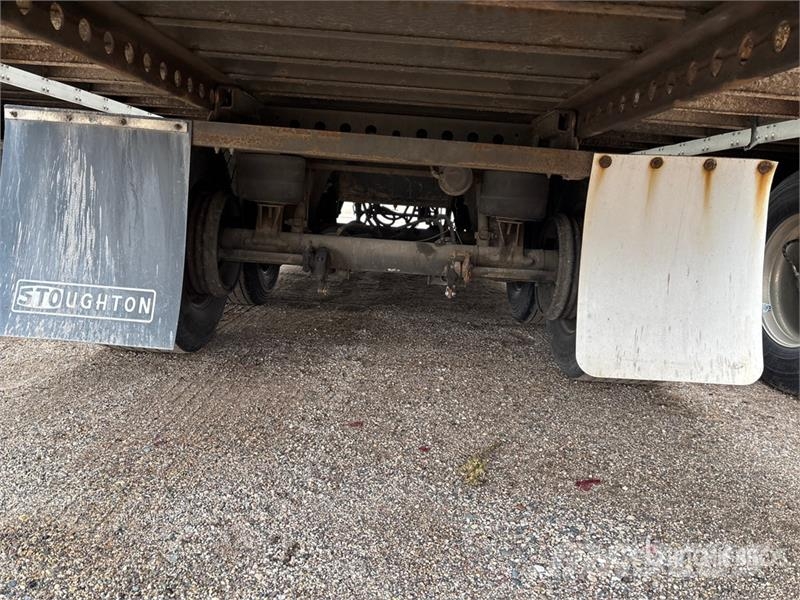 Stoughton AVW-535T-S-C-AR Van Body Trailers