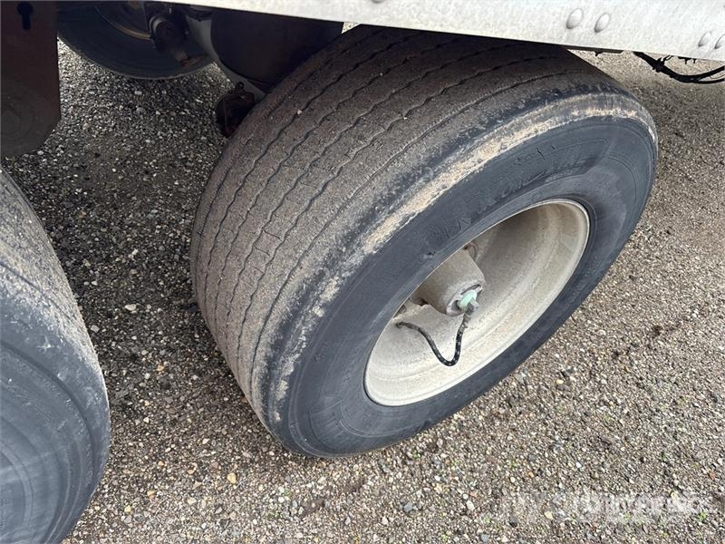 Stoughton AVW-535T-S-C-AR Van Body Trailers