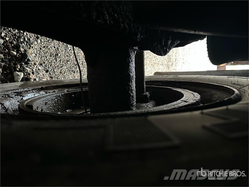Stoughton AVW-535T-S-C-AR 箱體拖車