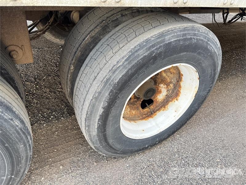 Stoughton AVW-535T-S-C-AR Van Body Trailers