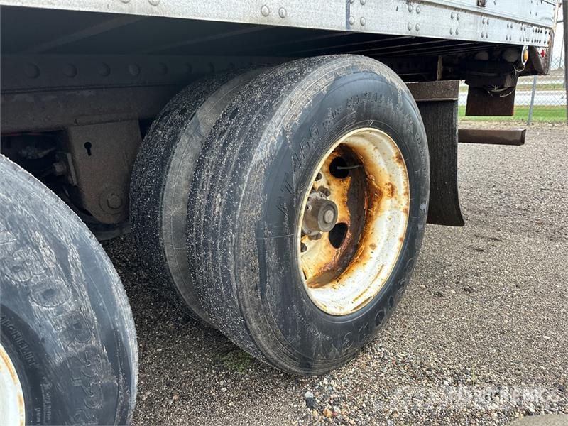 Stoughton AVW-535T-S-C-AR 箱體拖車