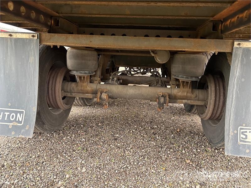 Stoughton AVW-535T-S-C-AR Van Body Trailers