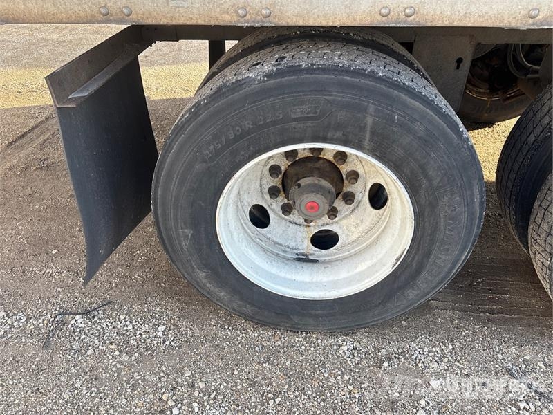 Stoughton AVW-535T-S-C-AR Прицепы-фургоны