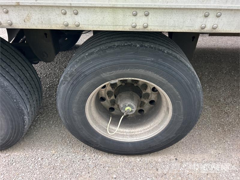 Stoughton AVXW-535T-S-C-AR 53 ft x 102 in T/A Van Trailer Причепи-фургони