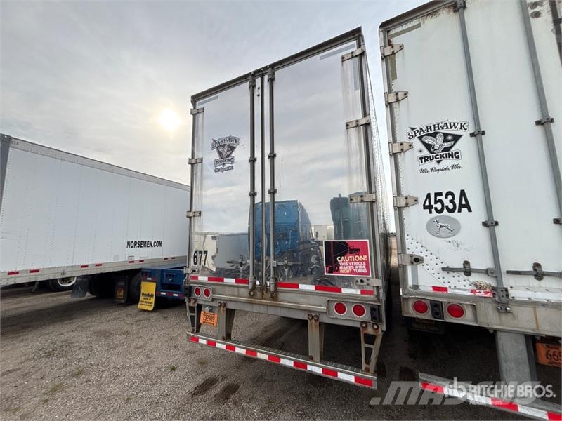Stoughton AVXW-535T-S-C-AR 53 ft x 102 in T/A Van Trailer Furgons
