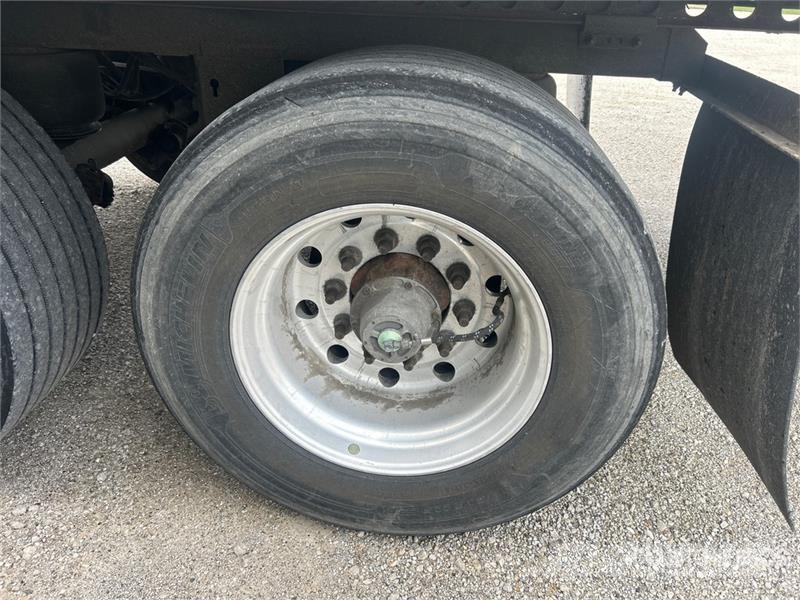 Stoughton AVXW-535T-S-C-AR 53 ft x 102 in T/A Van Trailer Van Body Trailers