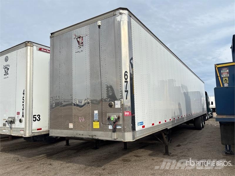 Stoughton AVXW-535T-S-C-AR 53 ft x 102 in T/A Van Trailer Furgons