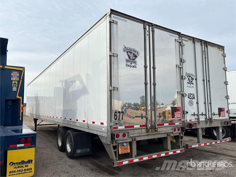 Stoughton AVXW-535T-S-C-AR 53 ft x 102 in T/A Van Trailer Furgons