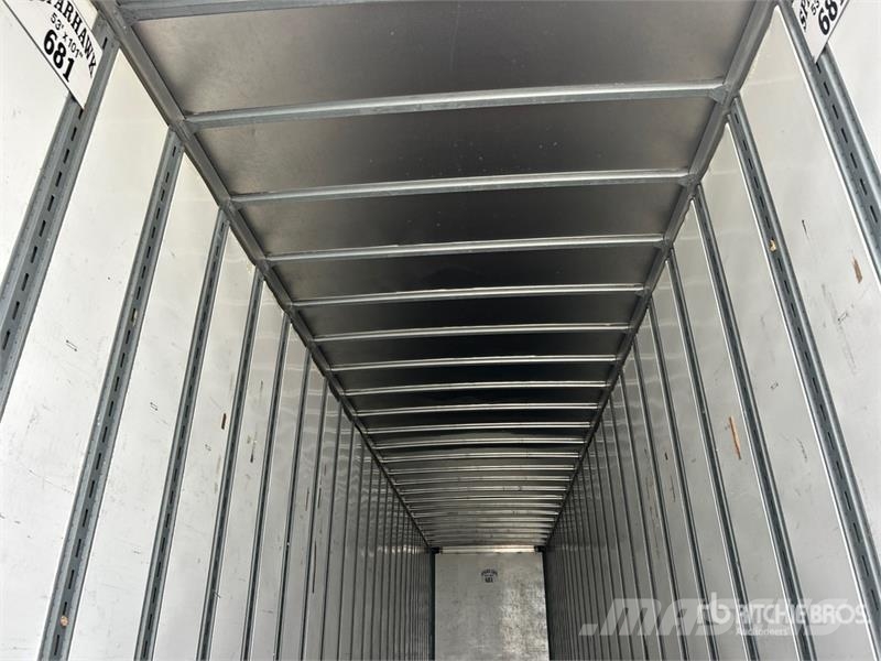 Stoughton AVXW-535T-S-C-AR 53 ft x 102 in T/A Van Trailer Box body trailers