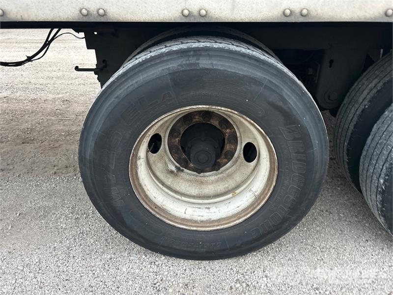 Stoughton AVXW-535T-S-C-AR 53 ft x 102 in T/A Van Trailer Ремаркета фургони