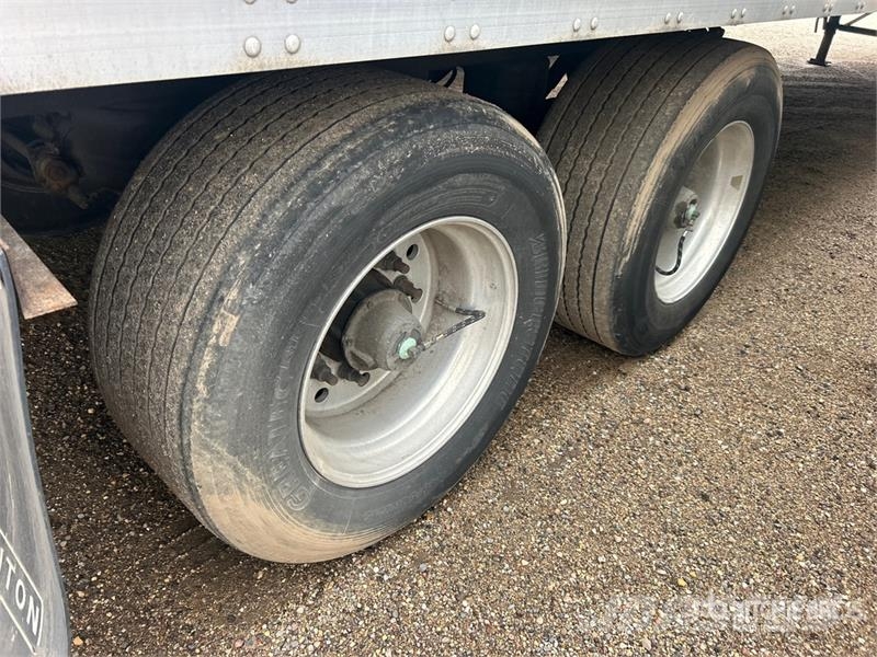 Stoughton AVXW-535T-S-C-AR 53 ft x 102 in T/A Van Trailer مقطورات ذات هيكل صندوقي