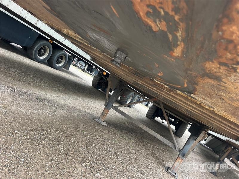 Stoughton AVXW-535T-S-C-AR 53 ft x 102 in T/A Van Trailer مقطورات ذات هيكل صندوقي