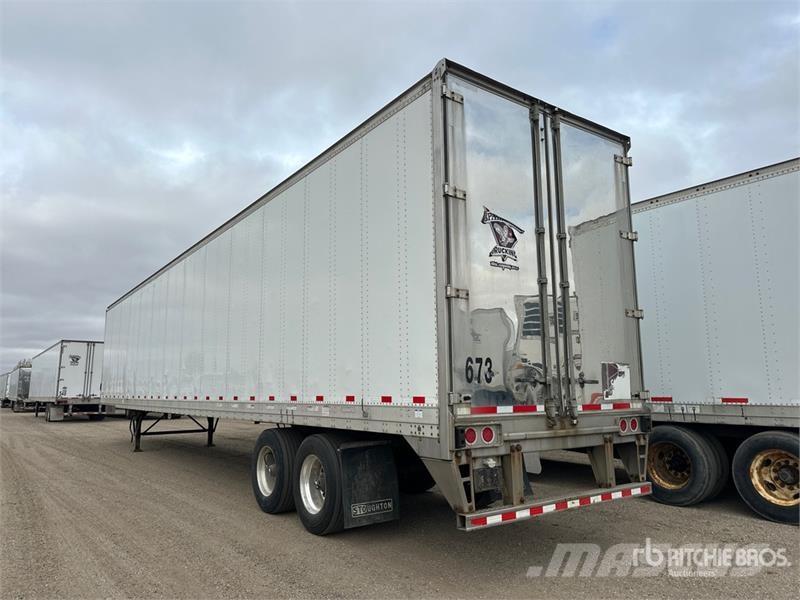 Stoughton AVXW-535T-S-C-AR 53 ft x 102 in T/A Van Trailer Sanduk prikolice