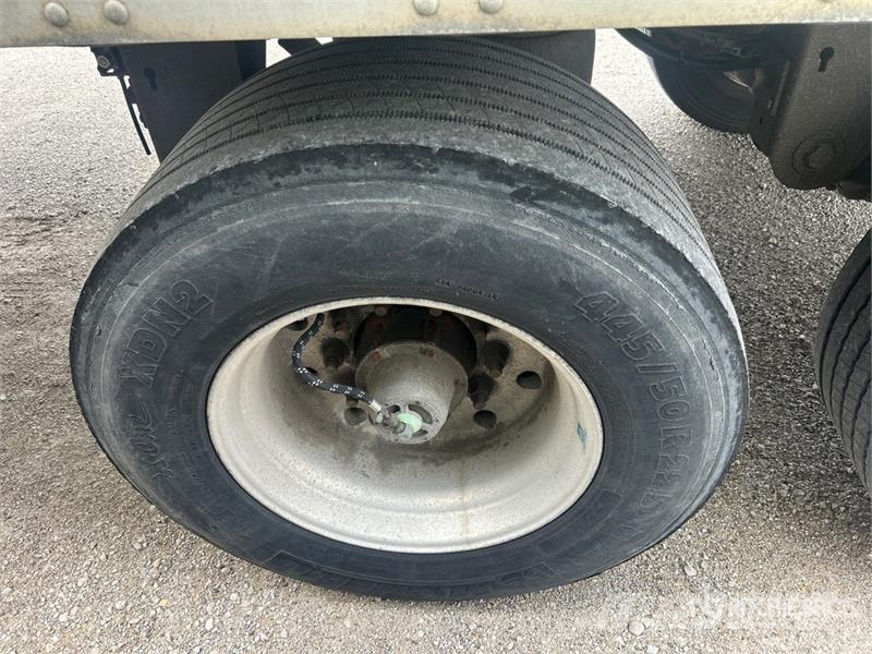 Stoughton AVXW-535T-S-C-AR 53 ft x 102 in T/A Van Trailer Van Body Trailers