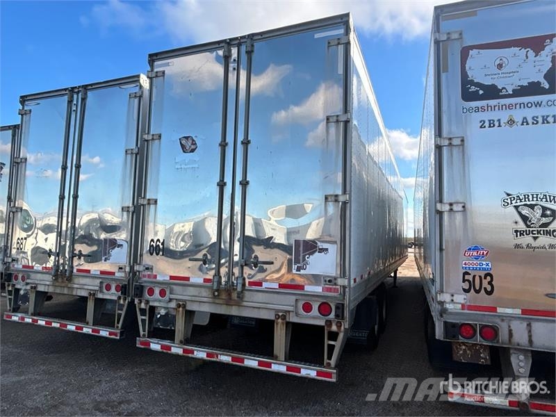 Stoughton AVXW-535T-S-C-AR 53 ft x 102 in T/A Van Trailer Gesloten opbouw trailers
