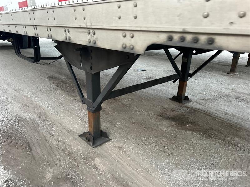 Stoughton AVXW-535T-S-C-AR 53 ft x 102 in T/A Van Trailer Ремаркета фургони