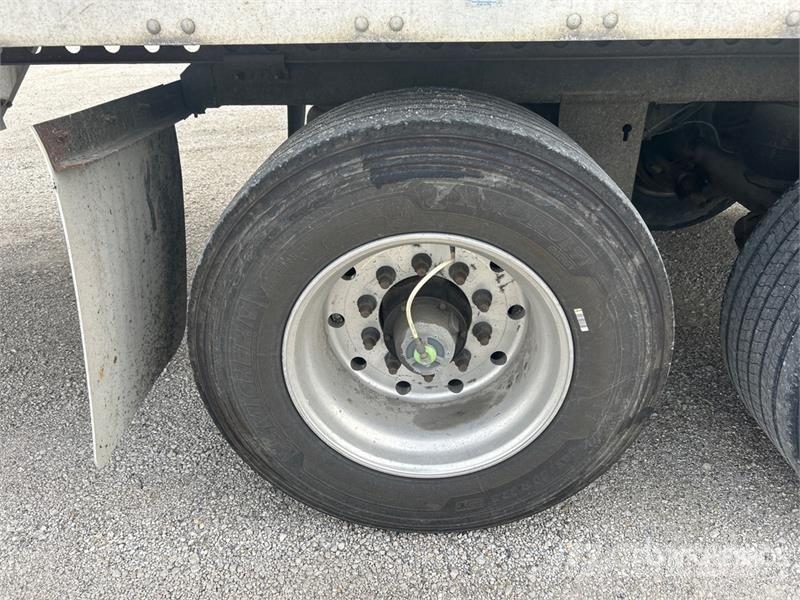 Stoughton AVXW-535T-S-C-AR 53 ft x 102 in T/A Van Trailer Van Body Trailers